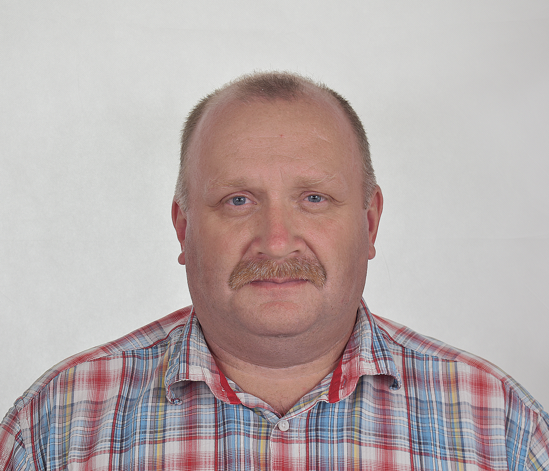 Виноградов Руслан Викторович.